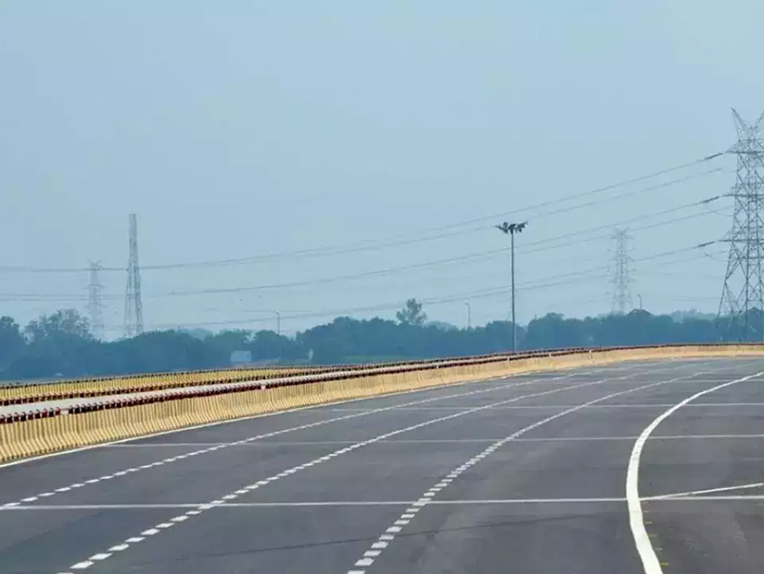 nhai--six-lane-road-from-samakhiyali-to-santalpur-section-irb-modern-road-makers